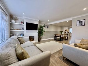 Photo 11- click for photo gallery